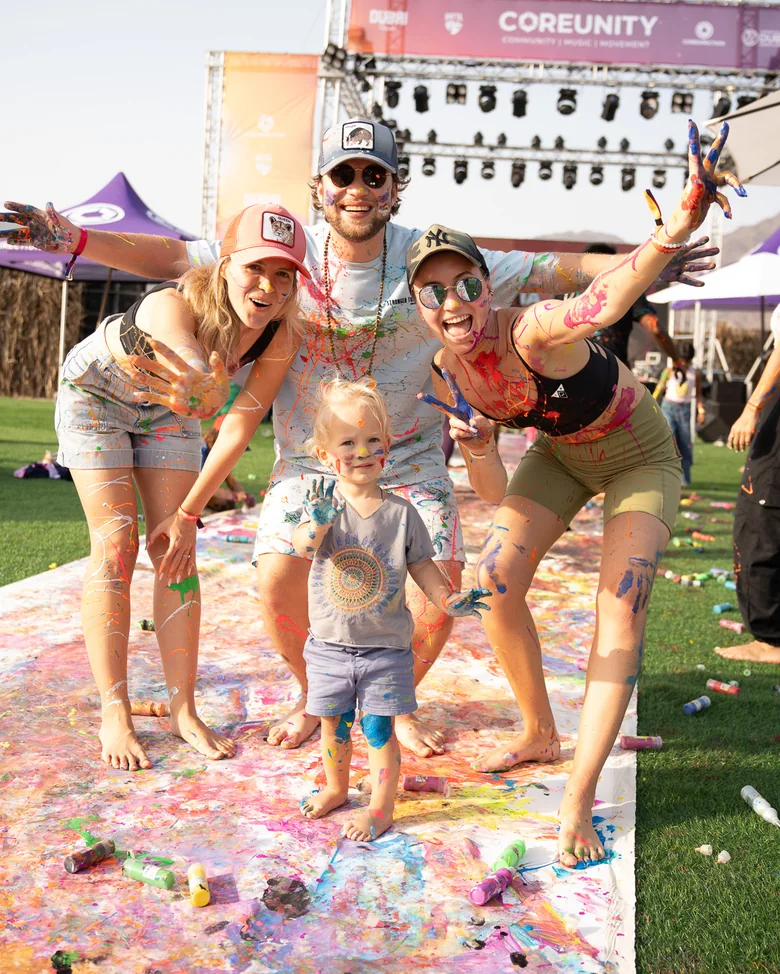 A joyful family at the COREUNITY community festival